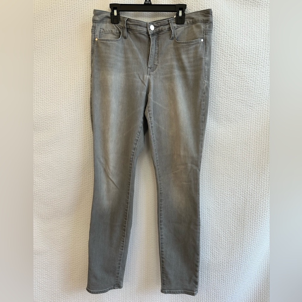 ATHLETA Gray Skinny Jeans Size 8 Stretch Mid Rise Slim Leg Denim Pants Women’s